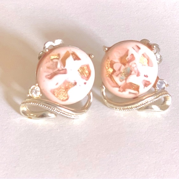 Vintage Mid-Century Coro Moonglow Confetti Milky Pink Flower Clip Earrin… - Picture 1 of 10
